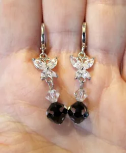 Swarovski Crystal Butterfly Earrings~Made w/ Swarovski~BEAUTIFUL!! - Picture 1 of 8