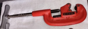 RIDGID HEAVY DUTY PIPE CUTTER  2A/202 1/8" TO 2" EXTRA LONG SHANK Excellent Cond - Picture 1 of 7