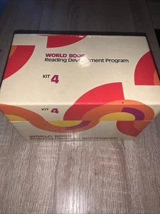 World Book Reading Development Program Boxed Set With Instructions Kit 4 - Bild 1 von 5