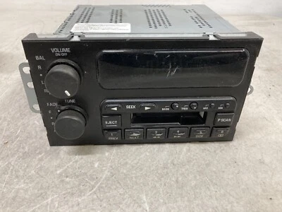 Delco Buick Regal LeSabre factory cassette player radio 96 97 98 99 00 16236304 - Image 1 of 4