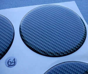 4x Carbon Lock Embleme für Nabenkappen Deckel 64mm Silikon Aufkleber 3D 64C - Bild 1 von 9