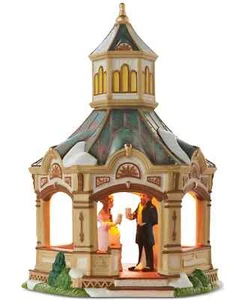 DEPT 56 DICKENS VILLAGE 40th ANNIVERSARY GAZEBO 4050926 LIGHTS BRAND NEW IN BOX - Picture 1 of 5