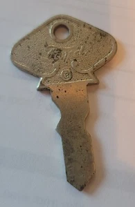 Early FORD Auto Key #56 (con "B") debajo del guión FORD - Imagen 1 de 6