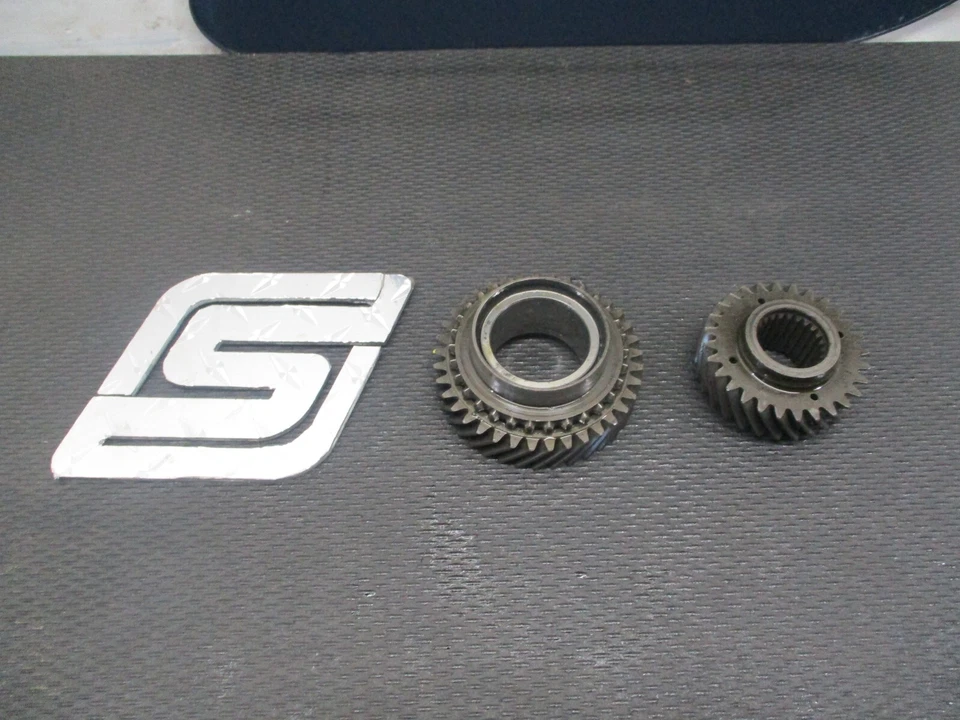 Eagle Talon 1991 - transmisión manual F5M22 - juego de quinta marcha (relación de 0,756) Foto 1 de 4