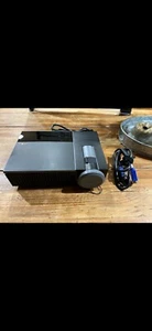Dell 1409X - 2,500 Lumens XGA DLP Portable Projector w/ Carrying Case - Picture 1 of 14