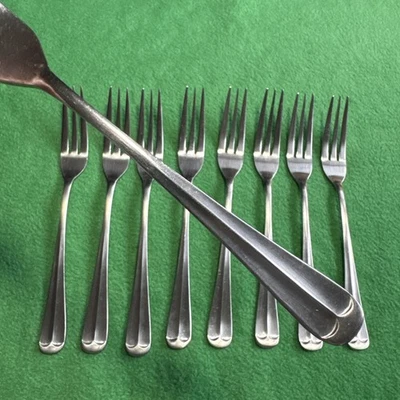 Lot of 9 Dinner Forks Towle Supreme Cutlery LIBERTY BELL Stainless Silverware - Image 1 of 4
