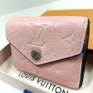 LOUIS VUITTON M62936 MonogramEmpreinte Portefeuille Zoe Compact Trifold Geldbörse - Bild 1 von 13