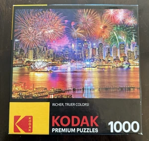 Kodak 1000 Piece Puzzle – Fireworks on the Hudson River NYC Skyline Night - Picture 1 of 2
