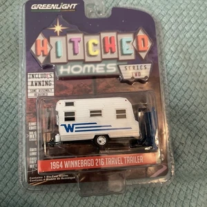 Remolque de viaje Winnebago 216 1964 casas enganchadas Greenlight 1/64 diecast NUEVO - Imagen 1 de 8