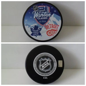 2014 NHL Winter Classic Puck Toronto Maple Leafs vs Detroit Red Wings BRAND NEW - Picture 1 of 3