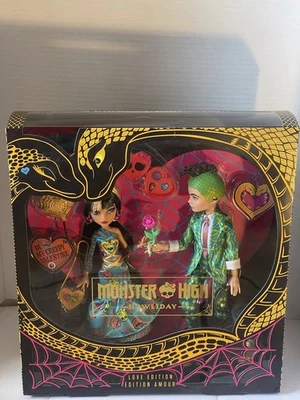 NUEVO 2023 Monster High Howliday Cleo and Deuce Love Edition Juego de 2 paquetes Foto 1 de 4