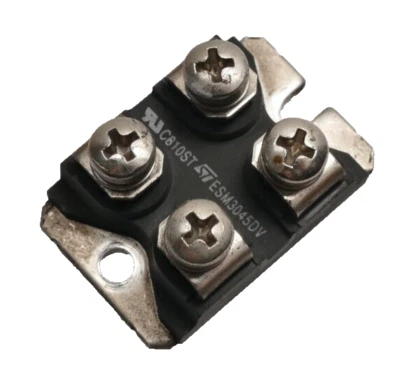 ST Microelectronics Transistors C810ST | ESM3045DV - Image 1 of 2