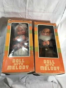 Seltenes Vintage Set Puppe mit Melodie Oma & Opa älteres Paar IOB - Bild 1 von 12