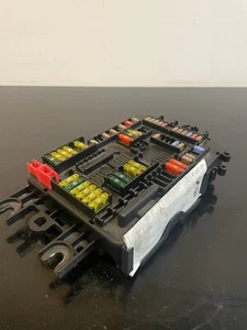 BMW 3 SERIES F30 F31 Fuse Box 2012 - 2015 933788001 - Picture 1 of 6