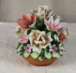 W/ Spring flowers of Capodimonte Palace by Dino Cucinelli 1981 - Blumenkorb /H - Bild 1 von 19