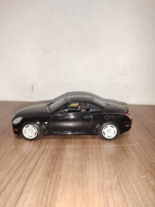 1:18 Maisto Lexus SC430 BLACK INTERIOR - Special Edition - Picture 1 of 6