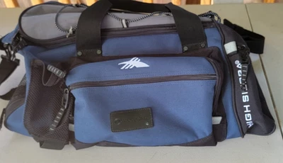 HIGH SIERRA 22 英寸行李旅行运动 GYM 包 — 第 1/4 张图片