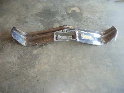 Buick Lesabre 1968 Le Sabre parachoques trasero núcleo 68 Foto 1 de 4