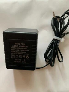 Genuine Merry King MKD-050700SA AC Adapter  5v 700mA - Picture 1 of 4