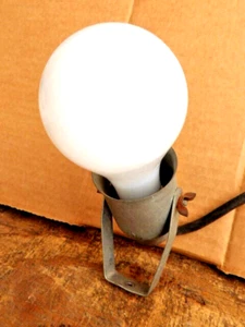 Vintage Retro Industrial Metal Spot Light Lamp Fixture Pivoting Bracket - Picture 1 of 6