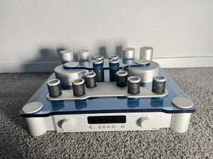 T+A T + A P10 P 10-2 High End Röhren Vorverstärker Vorstufe in silber - Picture 1 of 12