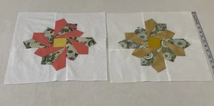 Posten 2 Handarbeit Quilt Blöcke Pinwheel Blume Variation Patchwork Quadrate Nähen - Bild 1 von 1