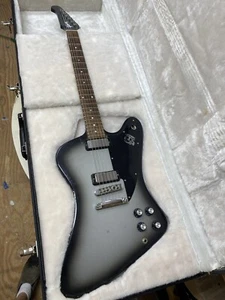Gibson Firebird Studio '70s Tribute 2012 - Satin Silverburst “Road Worn Relic” - Picture 1 of 13