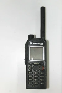MOTOROLA MTP850 TETRA FUNKGERÄT  380 - 440 MHz  - Bild 1 von 4