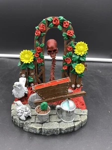 Skull Garden Painting Art By Aaron Goodwin 1/1 Size 6x4 - Picture 1 of 4