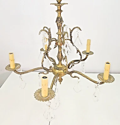 Candelabro vintage espanhol claro 5 pequeno pendurado design ornamentado com cristais - Imagem 1 de 4