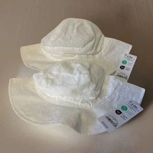 Carter’s Lot of 2 Baby Girl Size 6-12 Mo Sun Hats Bucket White Cotton Floral - Picture 1 of 8