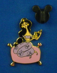Jasmine Spraying Perfume from LE Nouveau Princesses set Disney Pin # 13447 - Picture 1 of 3