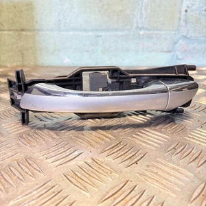 2006 MERCEDES E CLASS 220 W211 NEARSIDE PASSENGER LEFT FRONT OUTER DOOR HANDLE - Picture 1 of 5