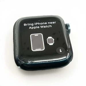 Apple Watch Series 8 41mm Estuche Aluminio Medianoche con Correa Deportiva, Regular (GPS) - Imagen 1 de 7