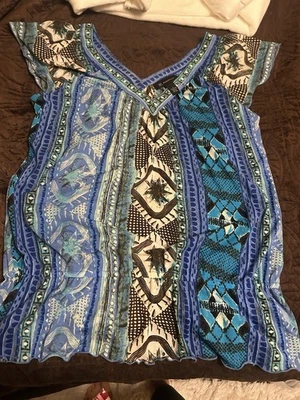 Top manga acampanada INC International Concepts, talla L. Foto 1 de 2