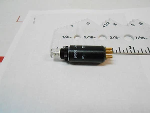 2862576 LIGHT CLEAR LENS LENTH 2.011/DIA.562 LAMP NE-2 5 PIN NEW OLD STOCK - Picture 1 of 1
