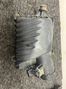 2016 VAUXHALL VIVA 1.0 BENZIN LUFTFILTER BOX MIT SENSOR 9678U - Bild 1 von 11