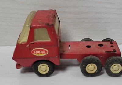 Camión cisterna Tonka vintage cabina metal rojo acero  Foto 1 de 4