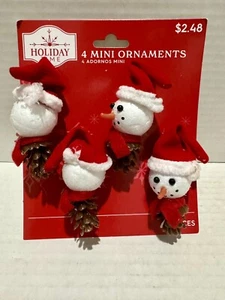 NEW HOLIDAY TIME 4 MINI ORNAMENTS Christmas Snowman - Picture 1 of 2