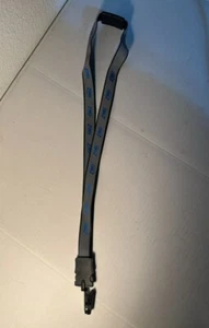 Umhängeband für Schlüssel oder Ausweis schwarz mit reflektierend / abnehmbar für Sicherheit - Bild 1 von 6