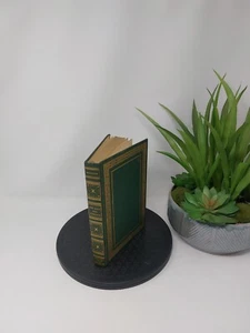 The Moon and Sixpence by W. Somerset Maugham, International Collectors Library - Foto 1 di 15