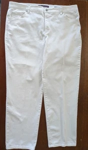 Gloria Vanderbilt White Jeans Size 16W Classic Fit - Picture 1 of 7