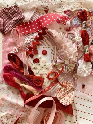 Slow Stitching Pinks Starter Pack-Sewing Kit - 50 pieces fabric.buttons , beads. - Image 1 of 4