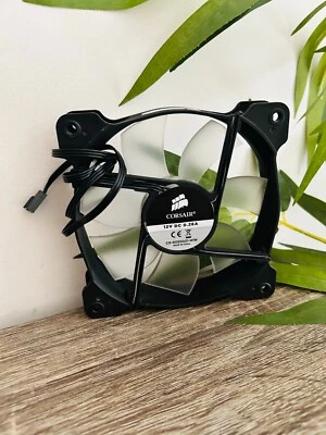 Вентилятор Corsair 12 В постоянного тока 0,26 А C0-9050021-WW 3-контактный 140 мм белый | БЕСПЛАТНАЯ ОТСЛЕЖИВАЕМАЯ ПОЧТОВАЯ ОТПРАВКА - Изображение 1 из 4