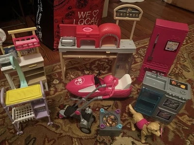 Barbie Restaurant Fun Travel House Playset Furniture Dolls Accessories - Image 1 of 4