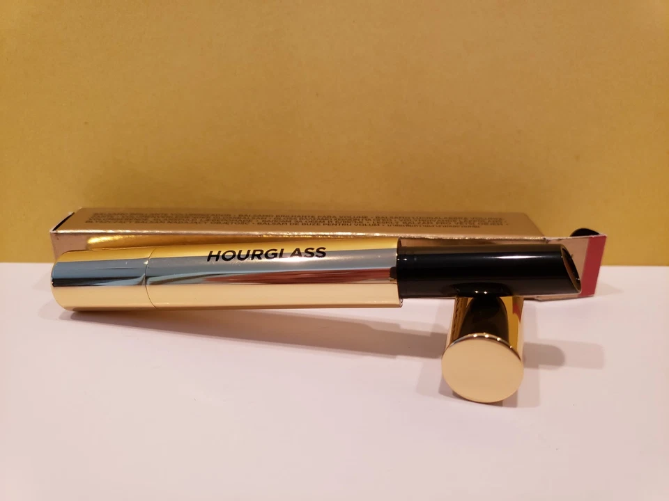 Reloj de arena ~ Bálsamo brillante voluminizador fantasma ~ Emoción # 165 ~ Nuevo en caja Foto 1 de 2