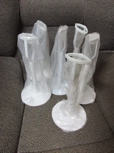 ""6 WEISSE PUPPENSTÄNDER FÜR 14-16 ZOLL PUPPEN"" - NEU MIT ETIKETT - Bild 1 von 2