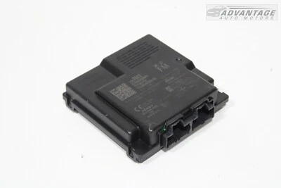 2016 CADILLAC CT6 THEFT LOCKING KEYLESS ENTRY COMPUTER CONTROL MODULE UNIT OEM - Image 1 of 4