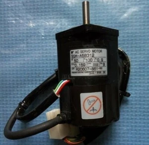 UNO USADO Servomotor Yaskawa SGM-A5B312 Entrega Rápida #YP1 - Imagen 1 de 3