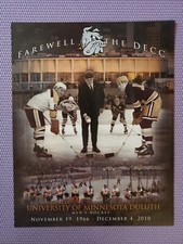 Minnesota Duluth Bulldogs UMD Hockey "Farewell to the DECC" Commemorative Poster